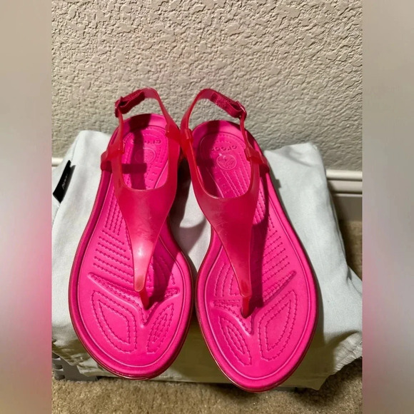 Crocs Women’s S Really Sexi Pink Jelly T-Strap Sandals Velcro Buckle Wedge Sz 9 - Picture 7 of 8